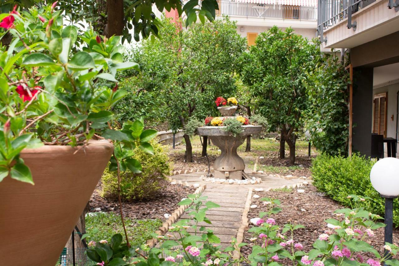 Villa Franca Mini Appartamenti Бишелье Экстерьер фото